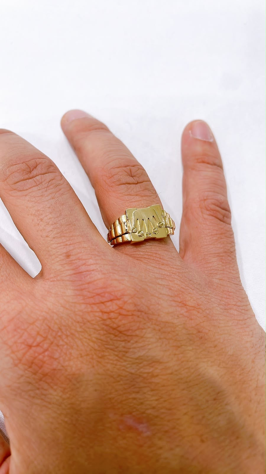 18K Gold – Anello cinturino con corona centrale