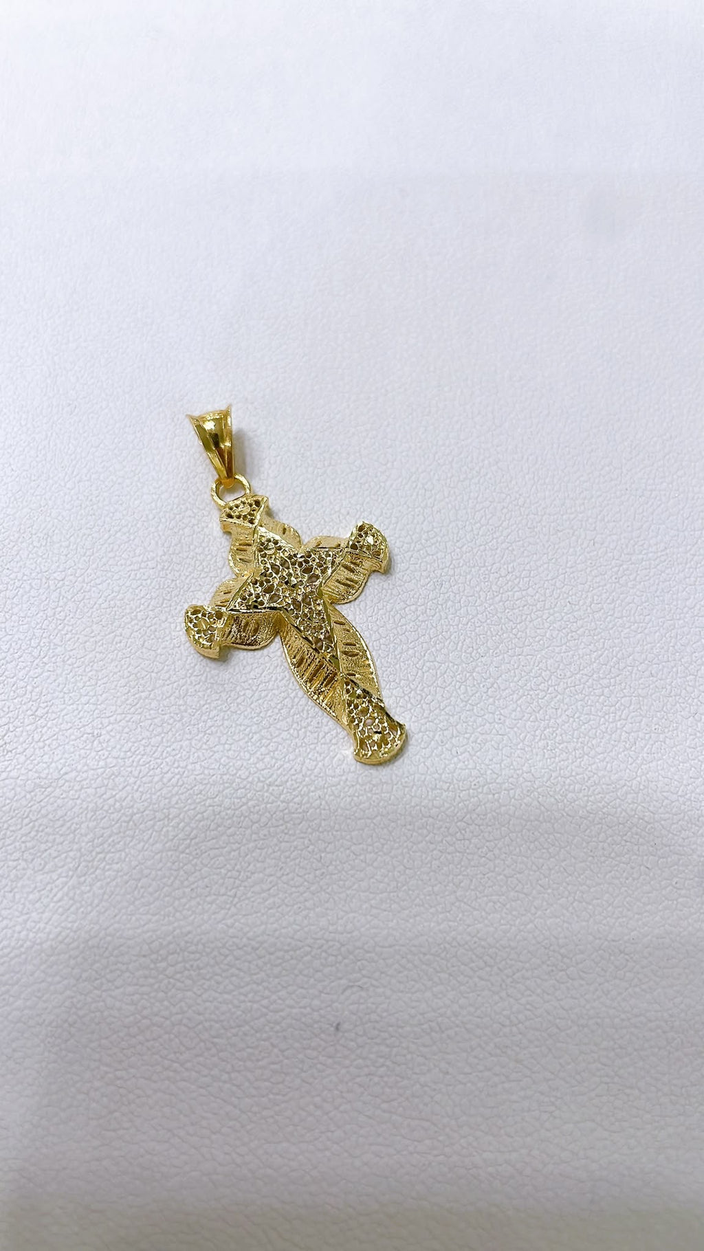 18K Gold Croce Stilizzata Unisex Pendant