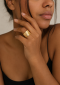 Diamond-Cut Wide Band Ring – 18K Gold