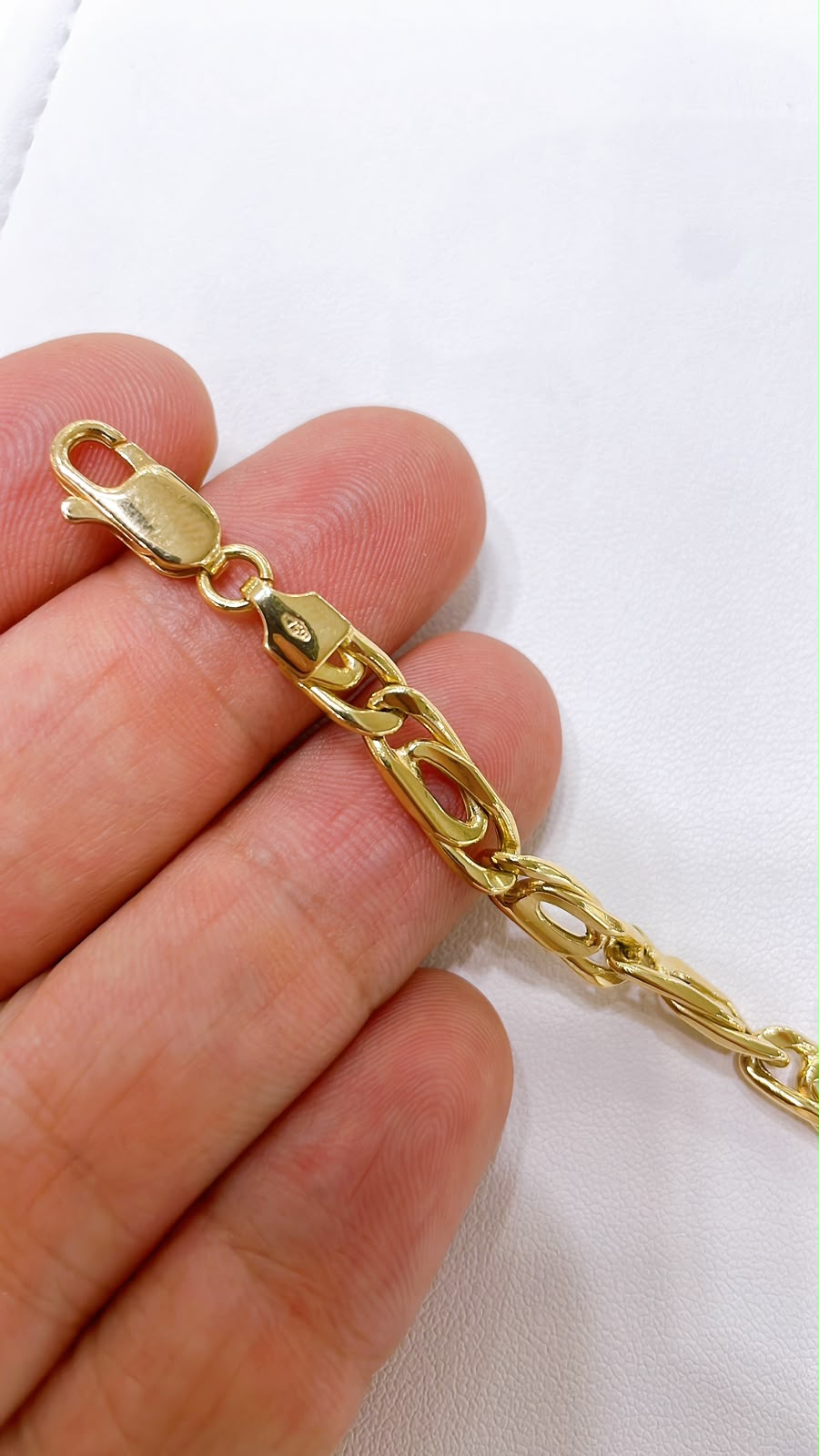 Tiger-Eye-Gliederarmband aus 18 Karat Gelbgold